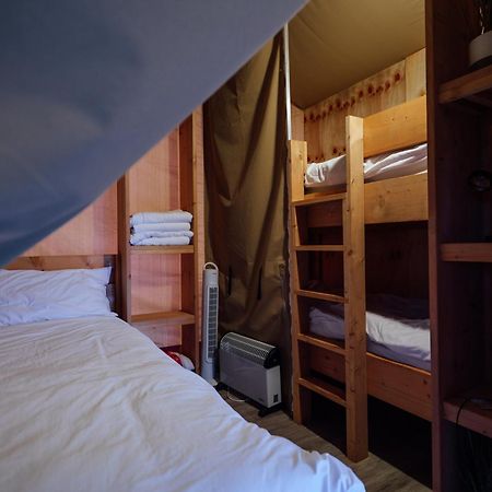 Sunset Retreats Safari Tent Ombersley Exterior foto