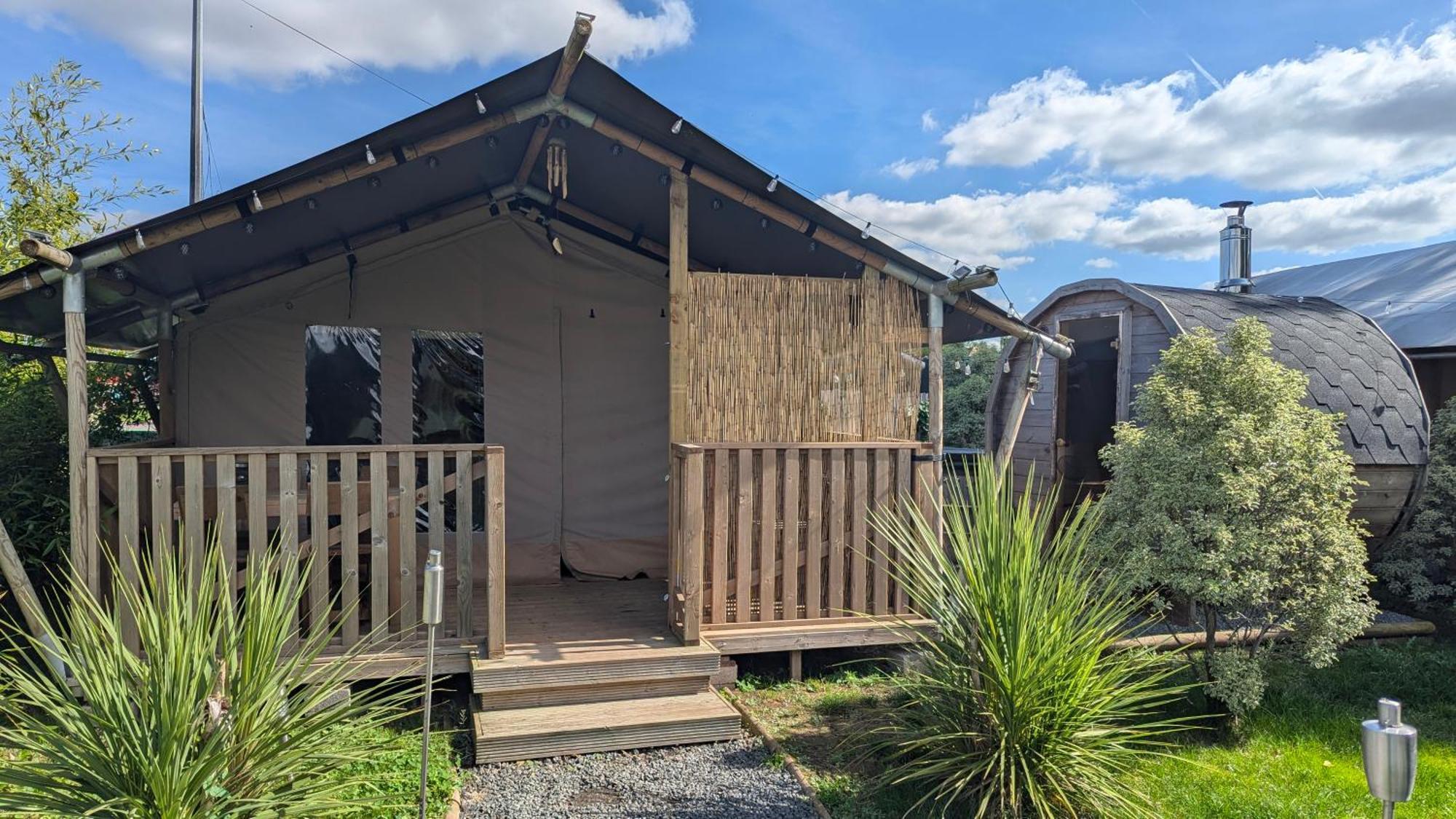 Sunset Retreats Safari Tent Ombersley Exterior foto
